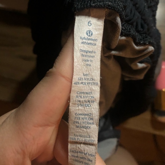 Lululemon grey shorts - Picture 5 of 5